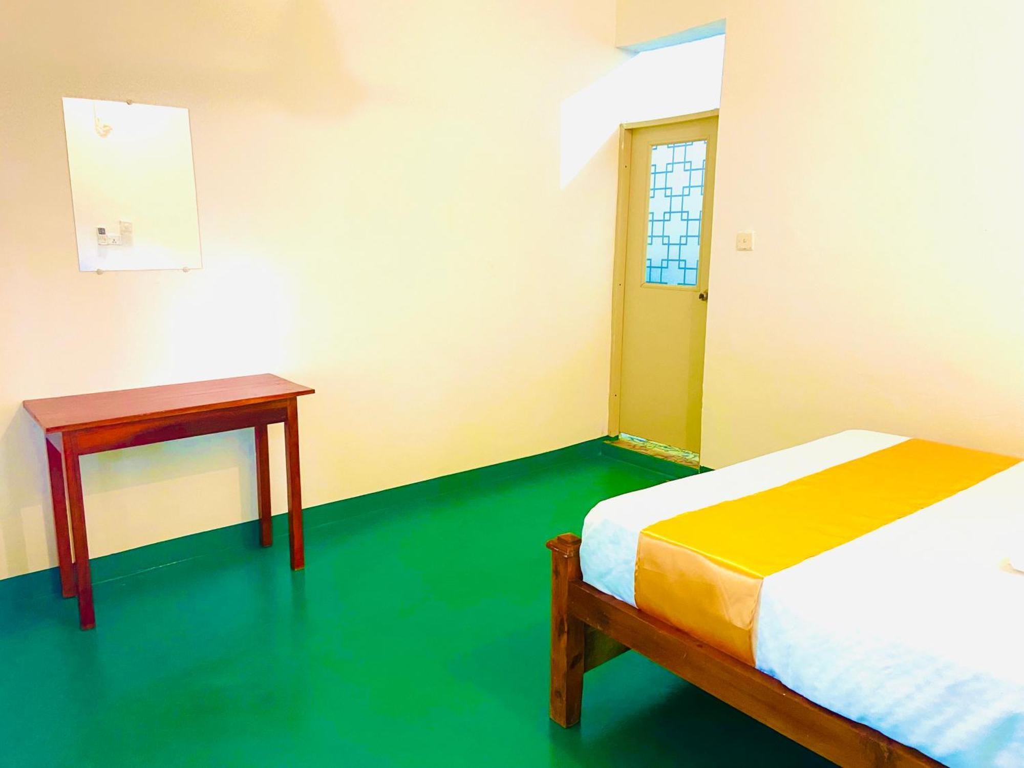 Marina Way Hotel Vịnh Arugam Ngoại thất bức ảnh