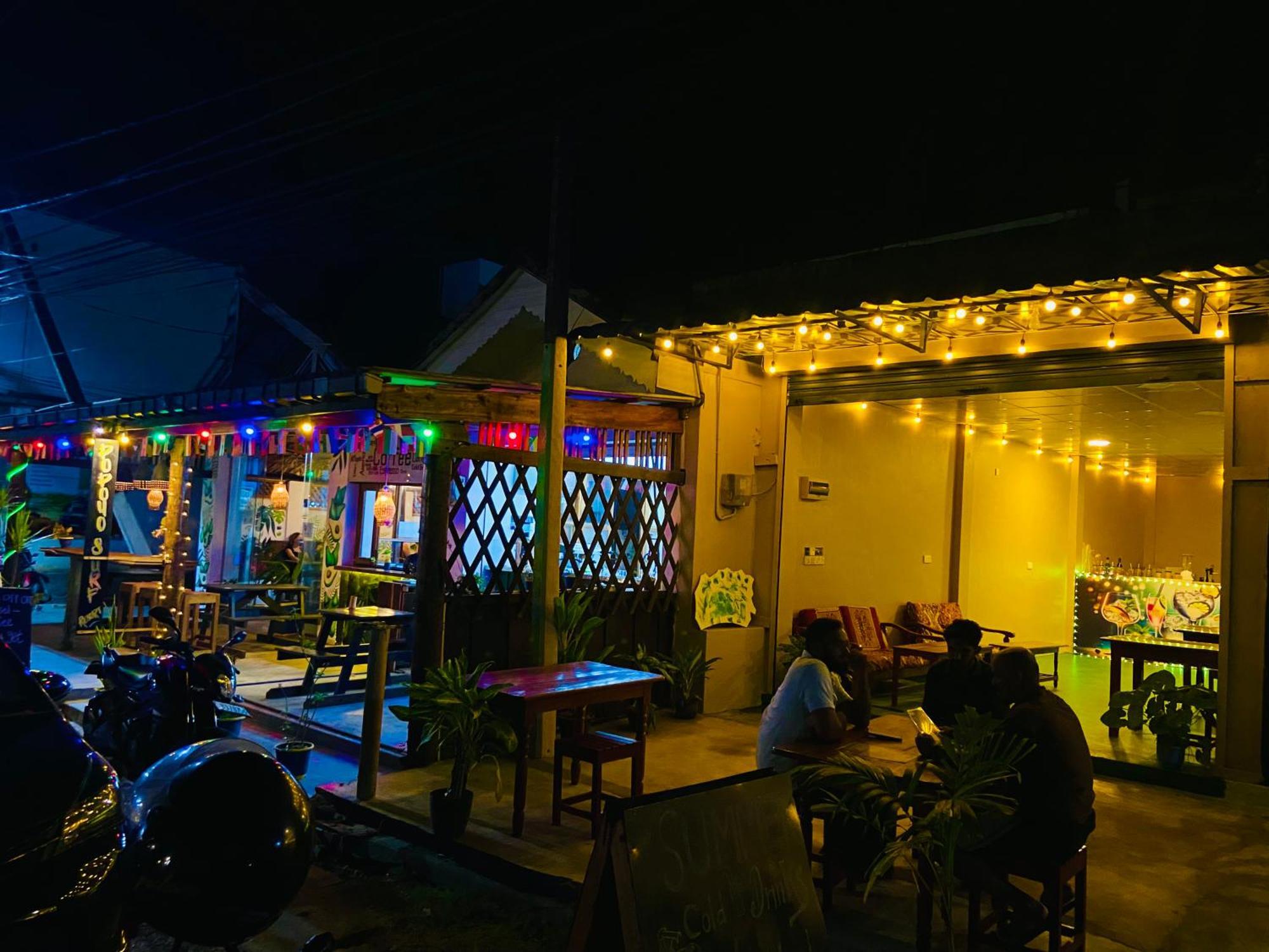 Marina Way Hotel Vịnh Arugam Ngoại thất bức ảnh